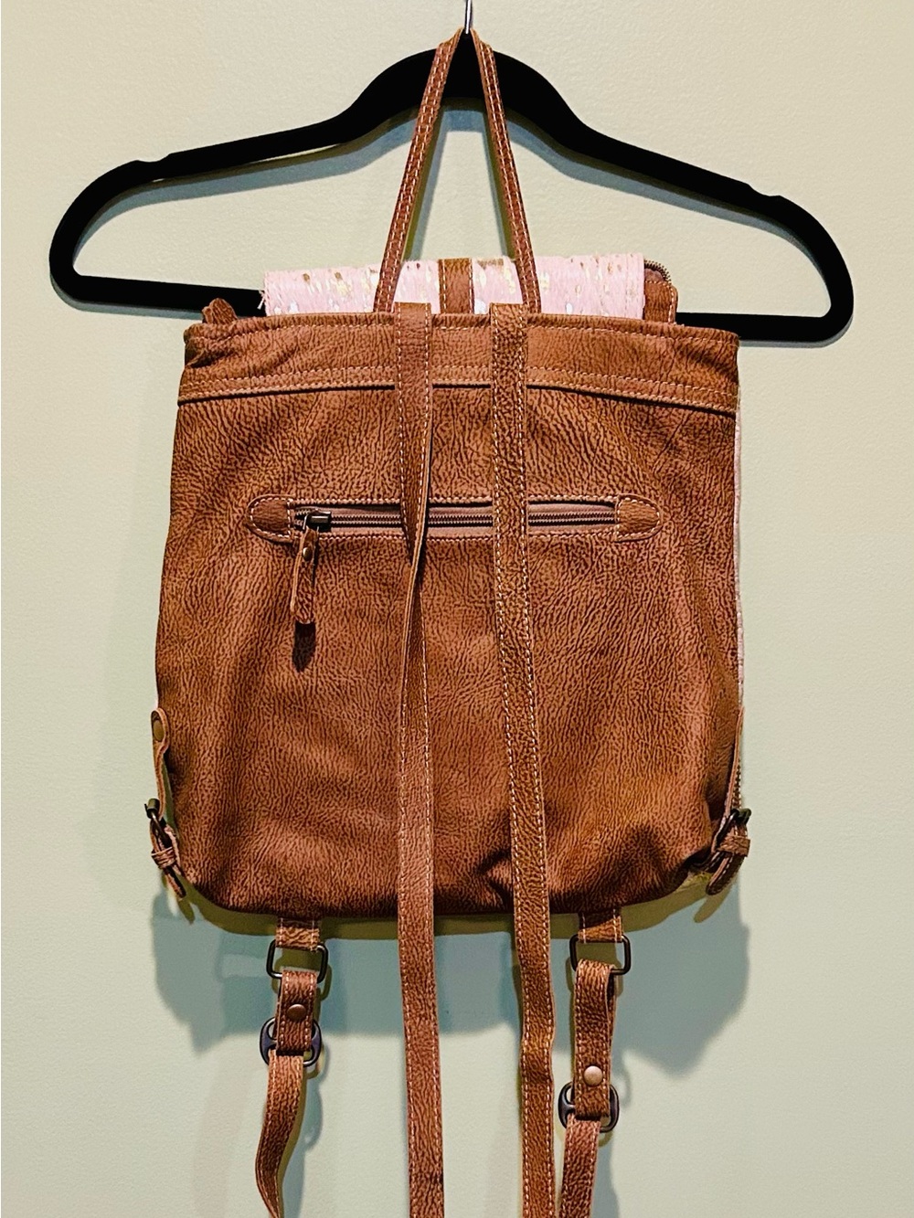 Myra Bag Stylish Crème & Gold Accent Backpack covered in Cowhide - Picture 2 of 3